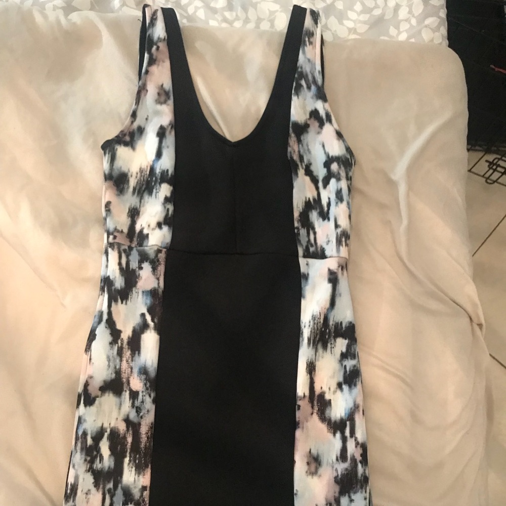 Mini dress with patterns